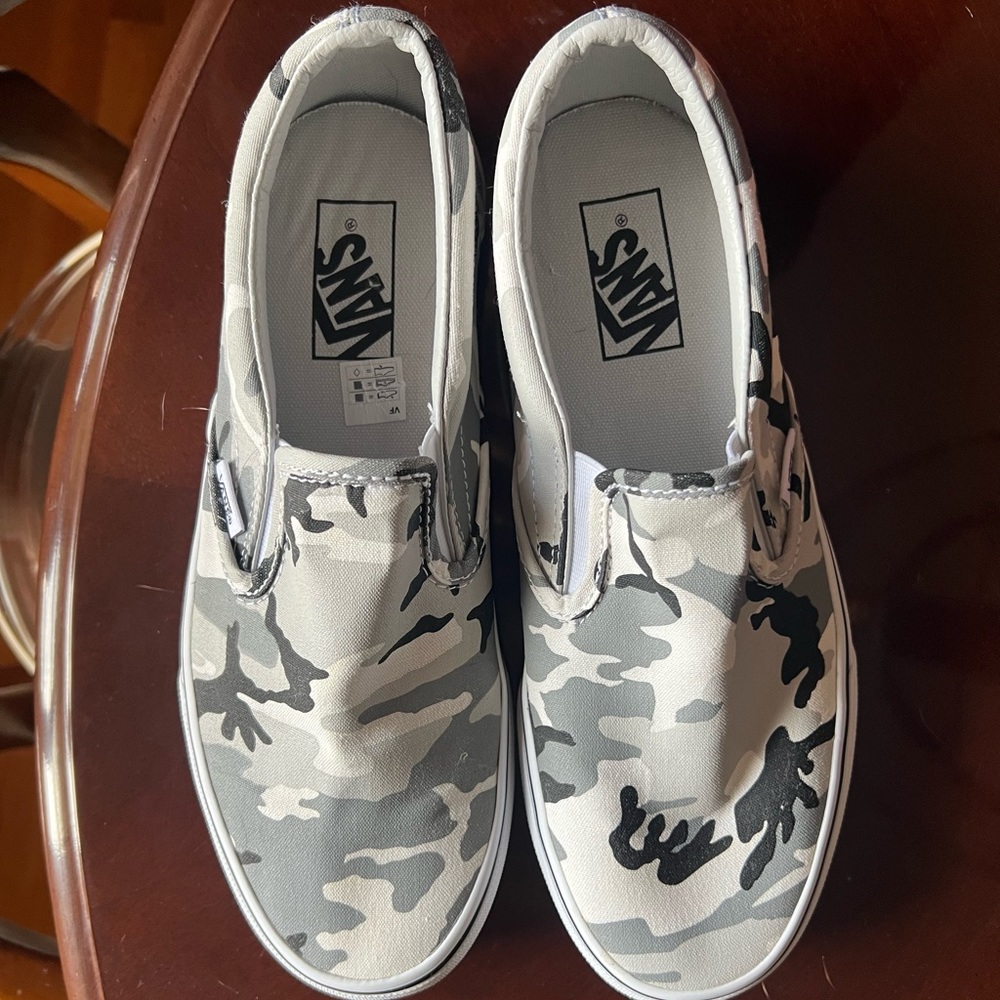 Grey camo womens vans size 10